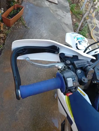 Husqvarna 701 Enduro 2020 Limitada A2. Único dueño