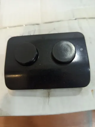 Pulsadores Doble Encendido Negro de pie