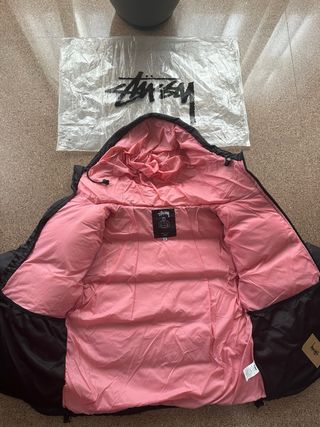 Chaqueta Stüssy rosa