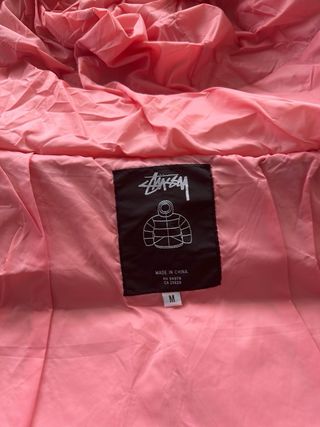 Chaqueta Stüssy rosa