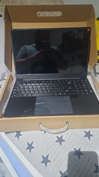 Portátil Windows 11 Pro 256GB SSD 16GB DDR4