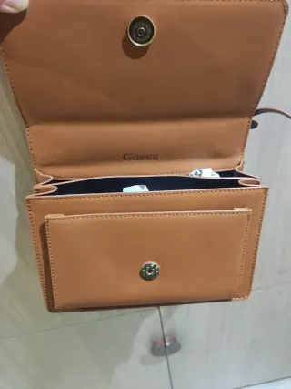 Bolso Guess Marrón Cadena Dorada