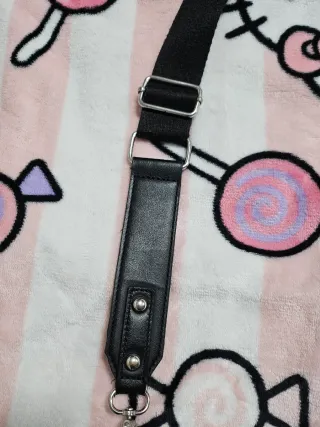 Bolso bandolera beige y negro