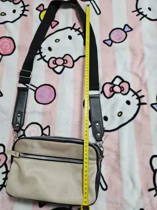 Bolso bandolera beige y negro