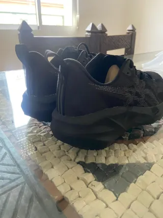 Zapatillas Asics Negras