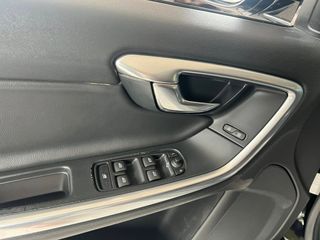 Volvo V60 CROSS COUNTRY  2.0 D3 150cv automático