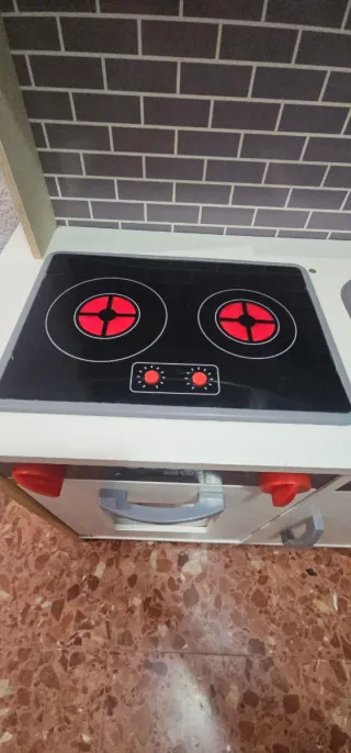 Cocinita infantil de madera