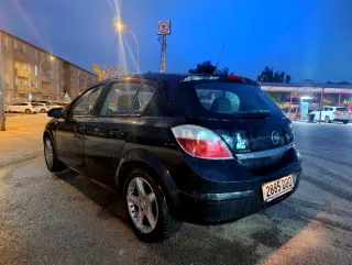 Opel Astra 1.6 gasolina