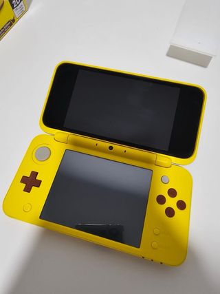 Nintendo 2DS XL Edición Pikachu