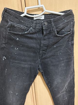 Pantalón vaquero negro Pull&Bear