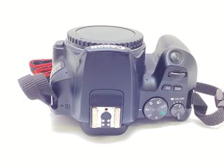 camara digital reflex canon eos 250d