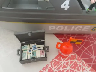 Lancha Policía Playmobil con figuras