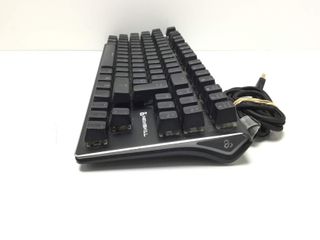 teclado alfanumerico newskill serike tkl