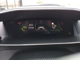 Peugeot 2008 BlueHDI 130 S&S EAT8 GT