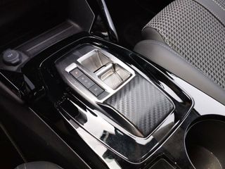 Peugeot 2008 BlueHDI 130 S&S EAT8 GT