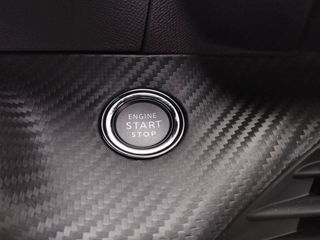 Peugeot 2008 BlueHDI 130 S&S EAT8 GT