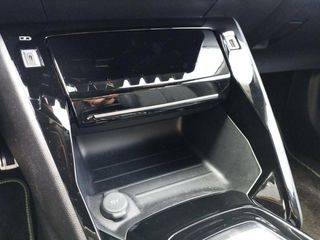 Peugeot 2008 BlueHDI 130 S&S EAT8 GT