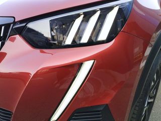 Peugeot 2008 BlueHDI 130 S&S EAT8 GT