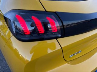 Peugeot 208 BlueHDi 73kW (100CV) Allure Pack