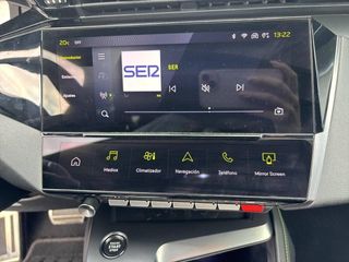 Peugeot 308 5P Hybrid 180 eEAT8 GT