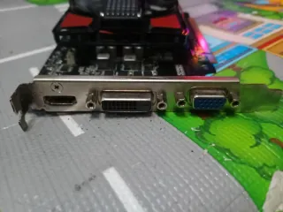 Tarjeta Gráfica ASUS NVIDIA GT 740