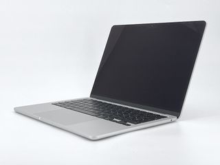 MacBook Air 13" M4 (2025) 10 CPU/8 GPU núcleos - SSD 256GB - 16GB RAM - Plata