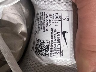 Zapatillas Nike Blancas y Negras