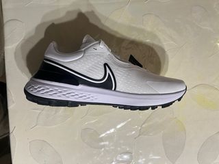 Zapatillas Nike Blancas y Negras