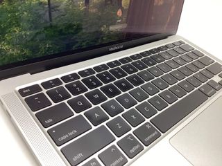 portatil apple apple macbook air m1 8-core 3.2/7 13 (2020) (a2337)