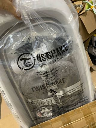 Twistshake Kit de Baño para Bebé \- Set de 3 \| Bañera Plegable \+ Cojín \+ Jarra de Baño\| Ligero \- Portátil \- Fácil de Limpiar \| Diseño Ergonómico \| Sin BPA/BPS