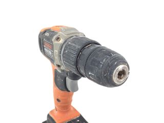 taladro a bateria black and decker bdc300