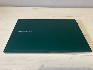 Portátil Asus VivoBook 14 i7 16GB RAM Verde