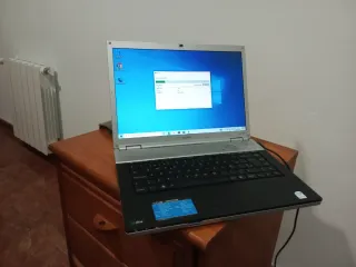 Portátil Sony Vaio Plata y Negro
