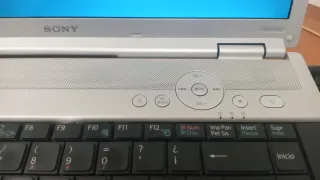 Portátil Sony Vaio Plata y Negro