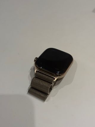 Apple Watch Series 11 GPS + Cellular Oro
