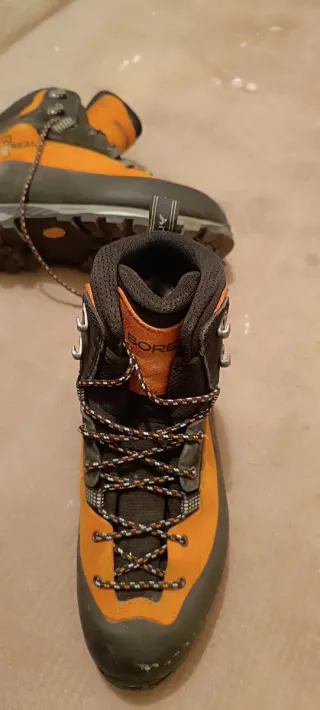 Botas Boreal Talla 42 Naranja/Negro