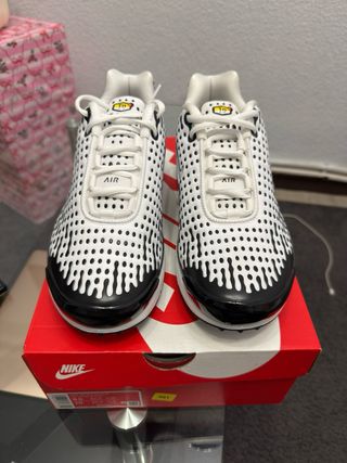 Nike Air Max Plus Vll Tuned Blancas/Negras