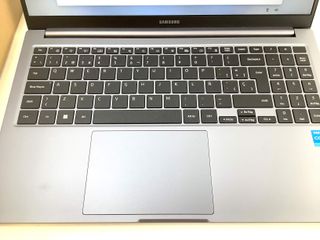 pc portatil samsung np750xgj-kg3es