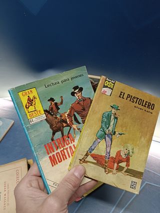 15 novelas PULP diferentes