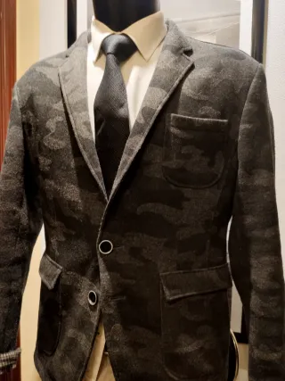 Blazer Aegon militar gris y negro