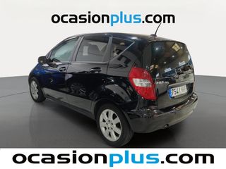 Mercedes-Benz Clase A 160 Blue Efficiency Exclusive Edition 70 kW (95 CV)