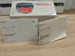 Caja PSP Piano Black Slim & Lite Sony