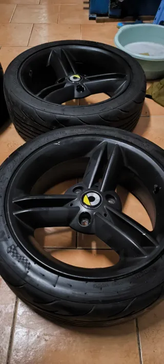 Llantas Smart Roadster Spikeline 16