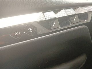 DS DS 4  PureTech 130 auto Trocadero