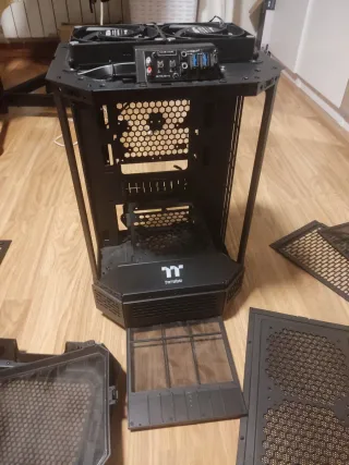 Caixa PC Thermaltake The Tower 250 ITX