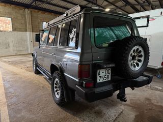 Mitsubishi Montero 1990