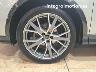 Audi Q3 Black line 35 TDI quattro 110kW S tronic