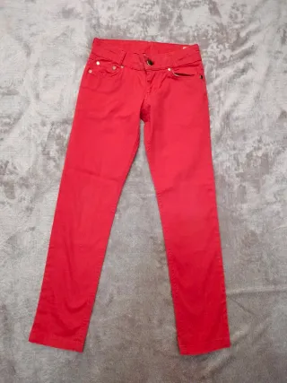 Lote 3 pantalones niña T-8 años. Spantaparos