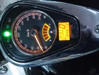 Suzuki Intruder Clássica