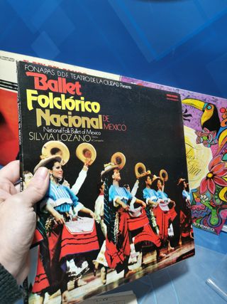 Lote 6 vinilos Lps, discos, MÚSICA DEL MUNDO, El rey del tango, los sabandeños, Melodías de hispanoamerica y mas...